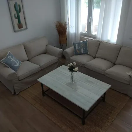 0 De 3 Villa